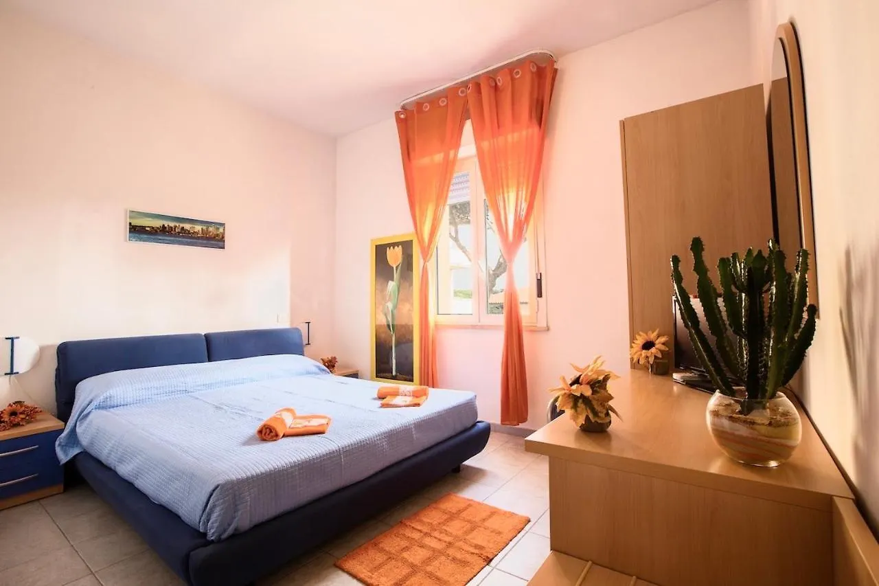 Isa-Double Room In Hotel With Swimming Pool In Marina Di Cecina, Just 10 Meters From The Sea contacts